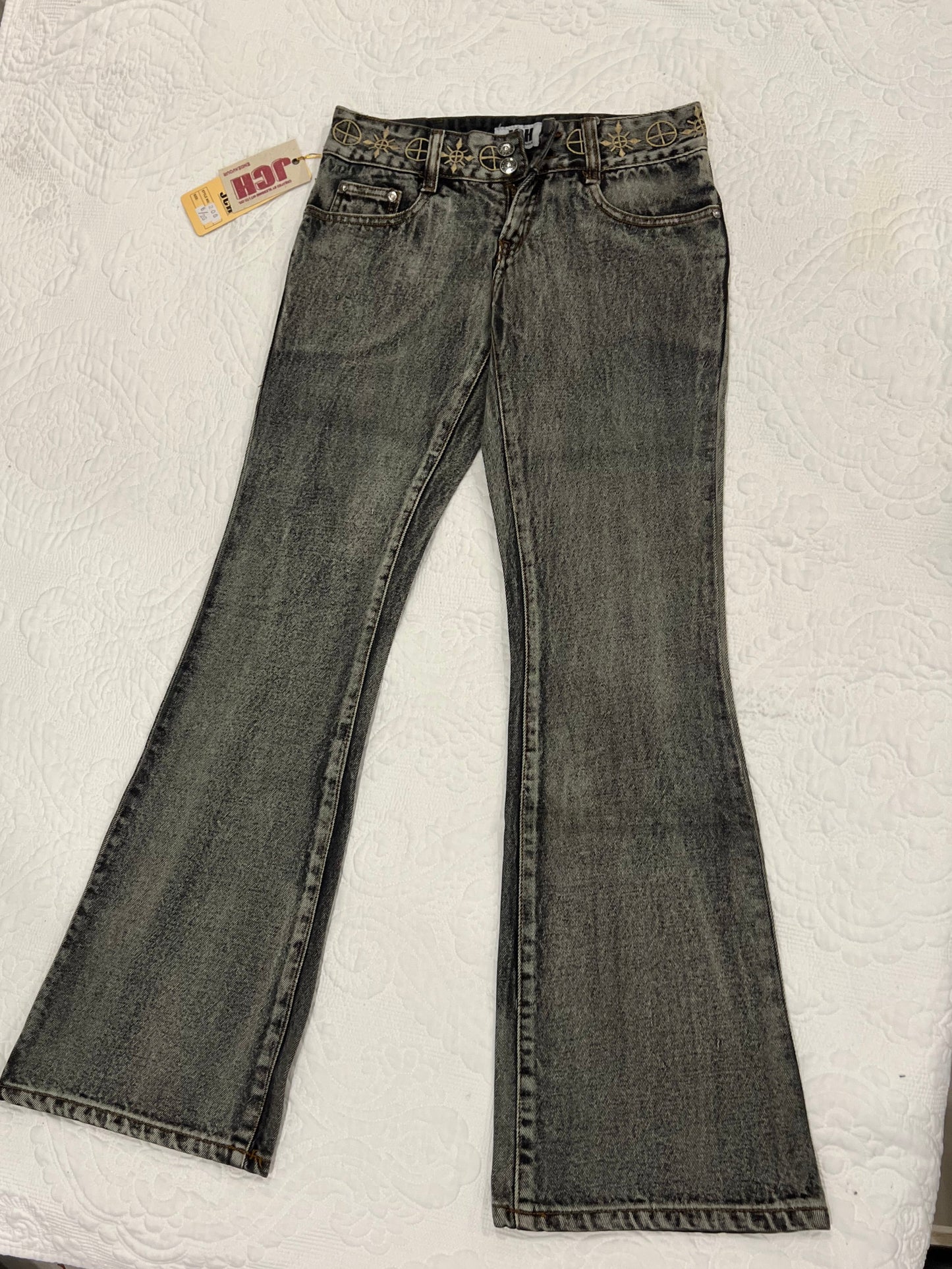 Women and men’s Flare Jeans - JCH206